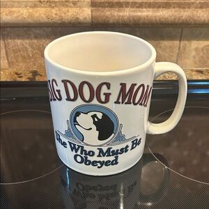 Big Dogs Large Big Dog Mom She who must be Obeyed Coffee Cup, 5” x 4 1/2”, EUC